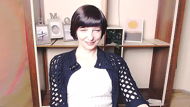  AngeliaFlow  online show from April 2026 01:52:02 PM