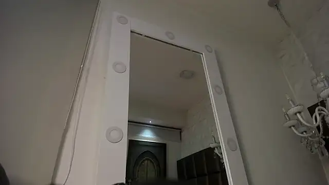 lolyyuno online show from October 2025 03:41:01 AM