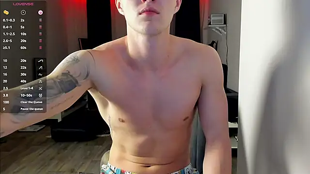 crazybottom99 online show from May 2026 05:46:01 PM