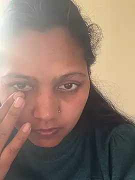 Deepcha1991 online show from February 2025 01:44:01 PM