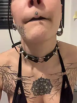 nickelfie online show from June 2026 06:14:01 PM