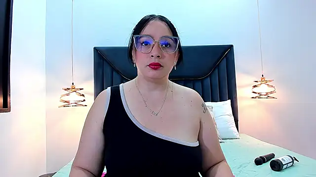 ZamiraGates online show from February 2025 05:24:01 AM