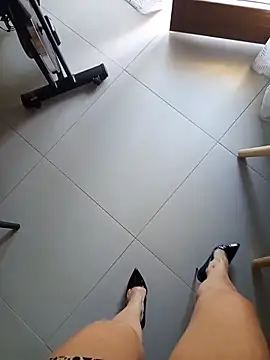 bambolina sexy1985 online show from June 2026 09:06:02 AM