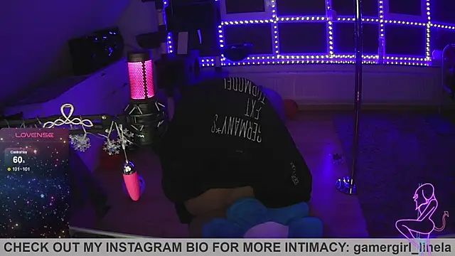 Gamergirl-Linela online show from November 2025 05:16:02 PM