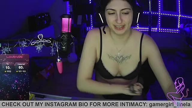 Gamergirl-Linela online show from November 2025 07:08:02 PM