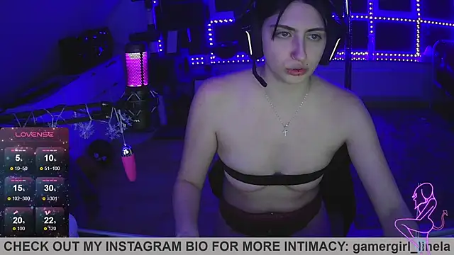 Gamergirl-Linela online show from November 2025 03:29:02 AM