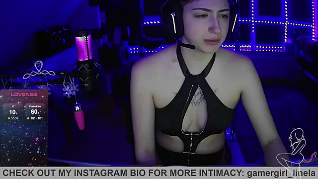 Gamergirl-Linela online show from November 2025 09:18:01 PM