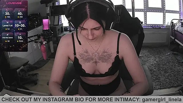 Snapshot of Gamergirl-Linela chatting on June 2026 03:56:01 AM Gamergirl-Linela online show from June 2026 03:56:01 AM