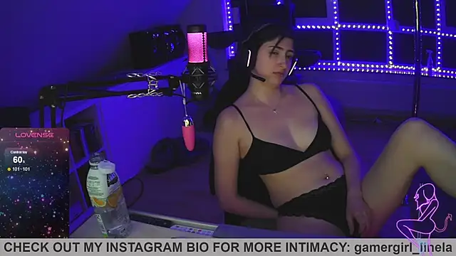Gamergirl-Linela online show from October 2025 03:10:01 AM
