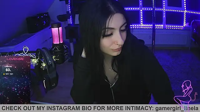 Gamergirl-Linela online show from November 2025 01:21:02 AM