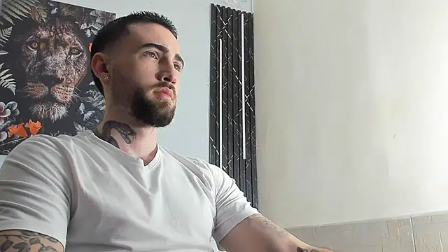 Luke davis01 online show from March 2025 01:08:01 PM