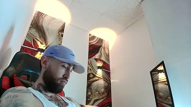 Luke davis01 online show from January 2026 01:15:02 PM