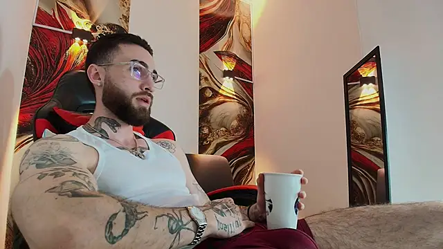 Snapshot of Luke_davis01 chatting on November 2025 01:26:01 PM Luke davis01 online show from November 2025 01:26:01 PM