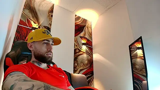 Luke davis01 online show from March 2026 01:04:01 PM