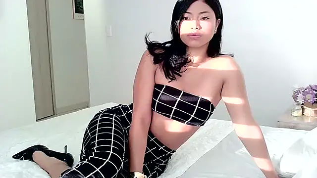 Piia Angeel1 online show from April 2026 11:39:02 AM