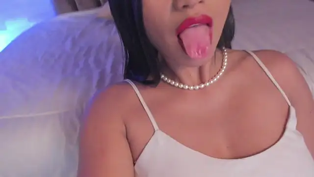 Piia Angeel1 online show from February 2025 04:10:01 PM
