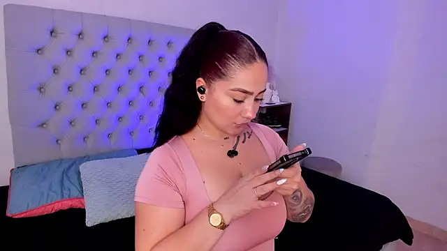 Morgan Wright online show from December 2025 07:29:02 PM