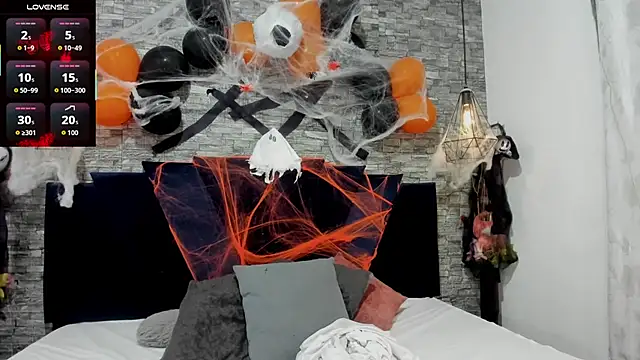 Snapshot of Sophia_Brunett chatting on October 2025 12:04:01 PM Sophia Brunett online show from October 2025 12:04:01 PM