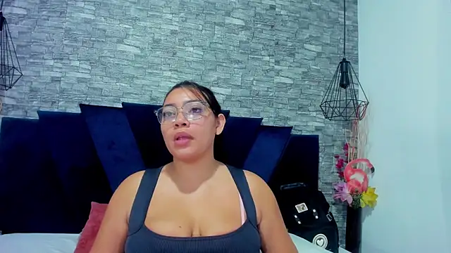 Snapshot of Sophia_Brunett chatting on November 2025 12:21:02 PM Sophia Brunett online show from November 2025 12:21:02 PM