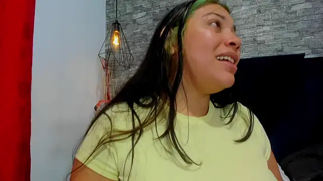 Sophia Brunett online show from February 2026 11:30:01 AM