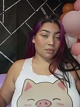 Sophia Brunett online show from May 2026 08:13:01 AM