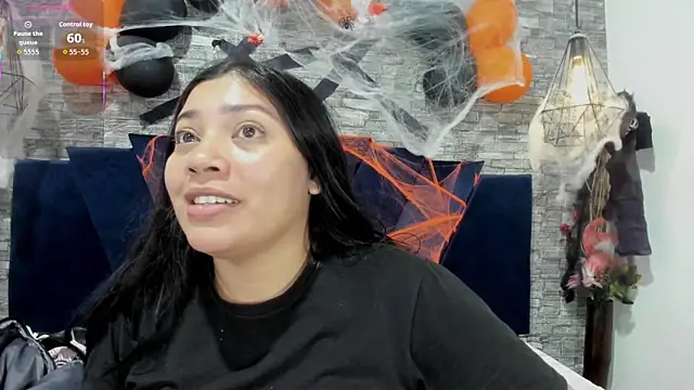 Snapshot of Sophia_Brunett chatting on October 2025 11:52:02 AM Sophia Brunett online show from October 2025 11:52:02 AM