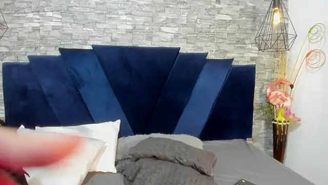 Sophia Brunett online show from March 2026 11:28:02 AM