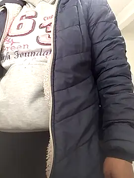 Saori Sann  online show from October 2025 02:17:02 PM