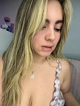 Cloee Rainbow1 online show from June 2026 02:49:01 AM