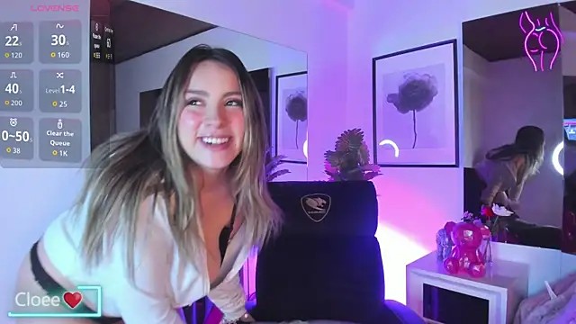 Cloee Rainbow1 online show from November 2025 12:16:01 PM