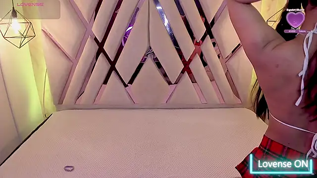 Vera Best  online show from February 2025 11:32:02 AM