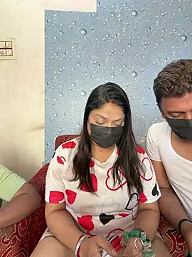 Snapshot of busy_kolkata chatting on February 2026 05:06:01 AM busy kolkata online show from February 2026 05:06:01 AM