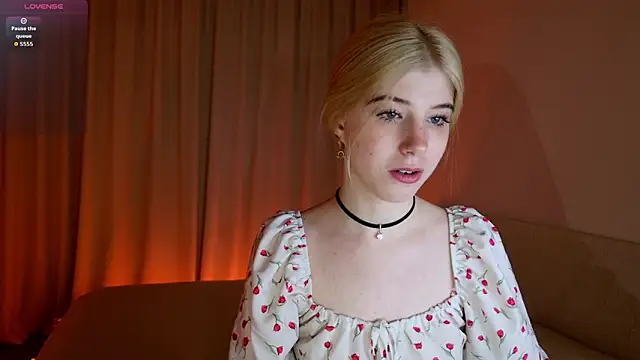 Bella amory online show from May 2026 06:27:02 PM