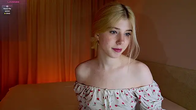 Bella amory online show from May 2026 03:26:02 PM