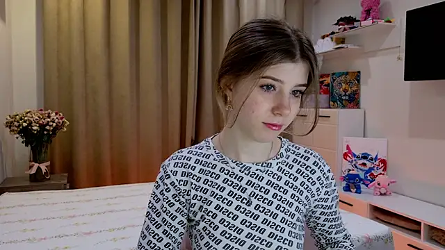 Bella amory online show from March 2026 06:04:01 PM