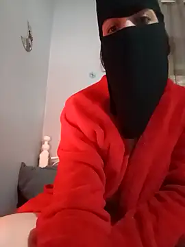 Snapshot of Milan-88 chatting on January 2026 07:18:02 PM Milan-88 online show from January 2026 07:18:02 PM