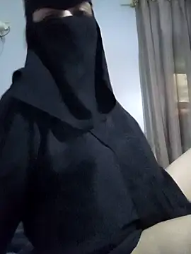 Snapshot of Milan-88 chatting on February 2026 09:39:02 PM Milan-88 online show from February 2026 09:39:02 PM