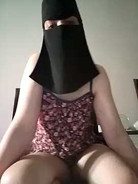 Snapshot of Milan-88 chatting on November 2025 02:54:02 PM Milan-88 online show from November 2025 02:54:02 PM