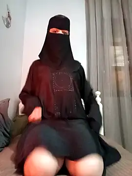 Snapshot of Milan-88 chatting on January 2026 07:42:02 PM Milan-88 online show from January 2026 07:42:02 PM