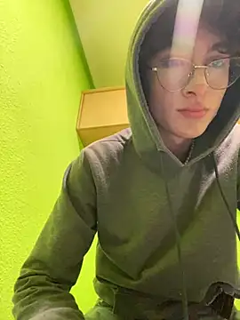 stormmart18 online show from February 2025 08:20:02 PM