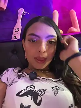 Skye Moore online show from April 2026 02:07:02 AM