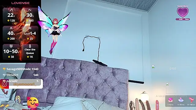 Skye Moore online show from October 2025 12:13:02 PM