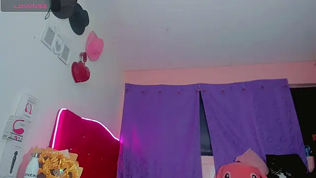 Snapshot of val_princes chatting on November 2025 11:22:02 AM val princes online show from November 2025 11:22:02 AM