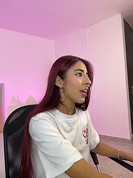 Mirandaa Rogers online show from March 2026 07:03:02 PM