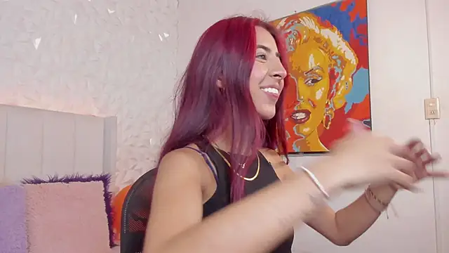 Mirandaa Rogers online show from October 2025 07:13:02 PM