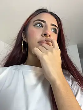 Mirandaa Rogers online show from February 2026 07:02:01 PM