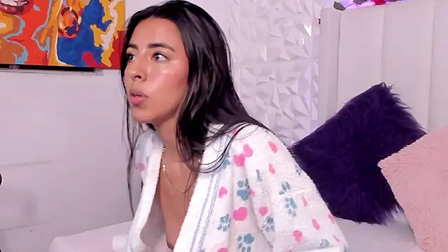 Mirandaa Rogers online show from February 2025 09:32:01 PM