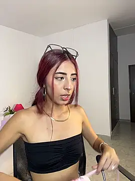 Mirandaa Rogers online show from March 2026 07:09:01 PM