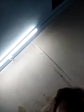 Snapshot of simrun70 chatting on December 2025 12:53:01 AM simrun70 online show from December 2025 12:53:01 AM