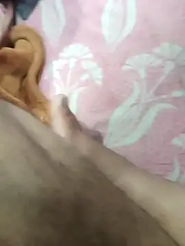 Snapshot of simrun70 chatting on December 2025 12:04:01 AM simrun70 online show from December 2025 12:04:01 AM